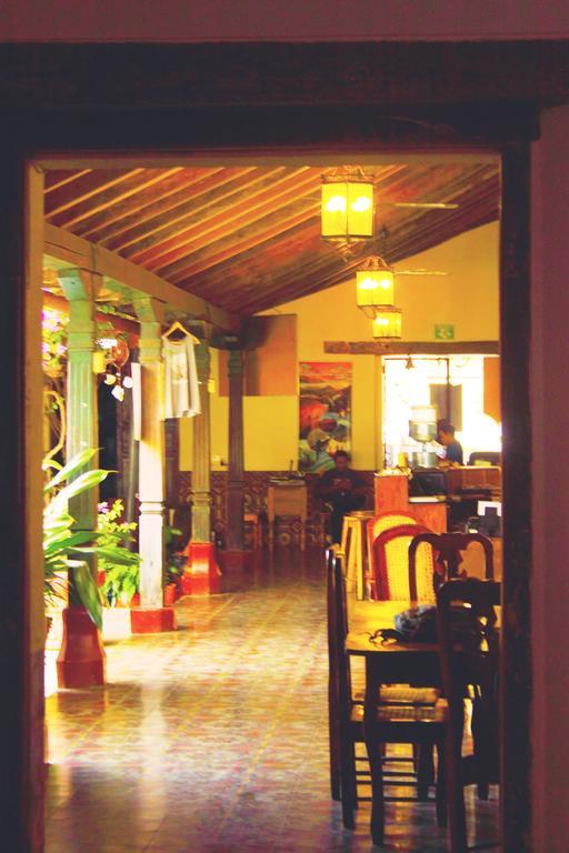 Hostal Sonati León Zewnętrze zdjęcie