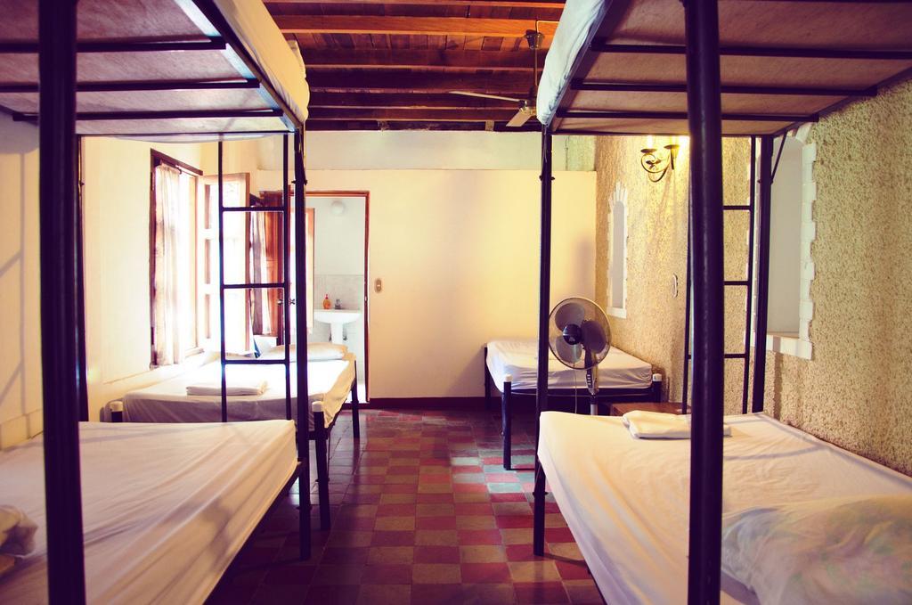 Hostal Sonati León Zewnętrze zdjęcie