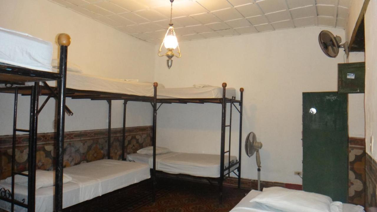 Hostal Sonati León Zewnętrze zdjęcie