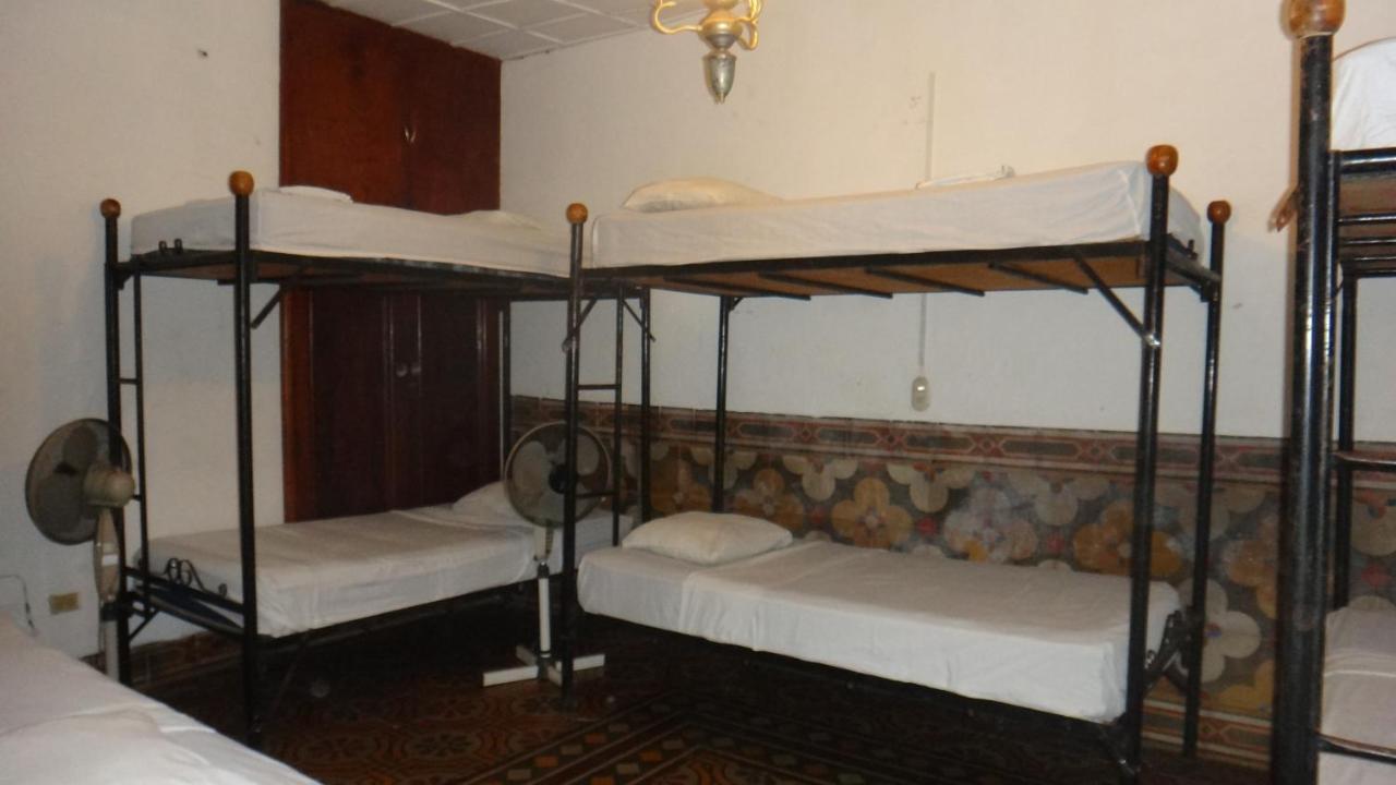 Hostal Sonati León Zewnętrze zdjęcie